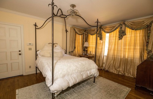 Los Altos Hills Casa | Los Altos Hills Getaway!