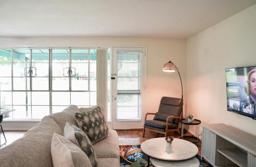 Miracle Mile Apartamento | Los Angeles Miracle Mile Spacious 2BR Townhouse