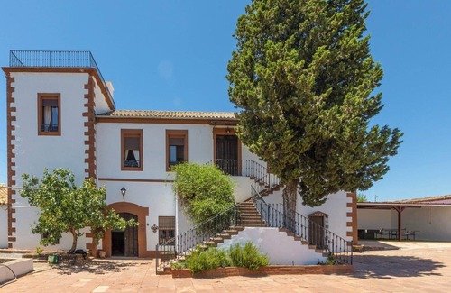 Montoro Villa | Los Cardenes Molino Aceite De 1911 Montoro by Ruralidays