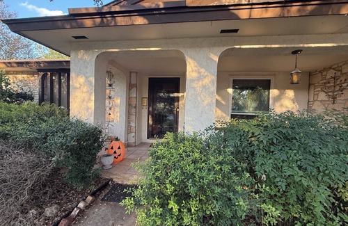 North San Antonio - SAT Casa | Los Empanadas in San Antonio