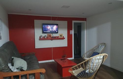 Veintiocho de Noviembre Casa | Los manzanares, casa histórica