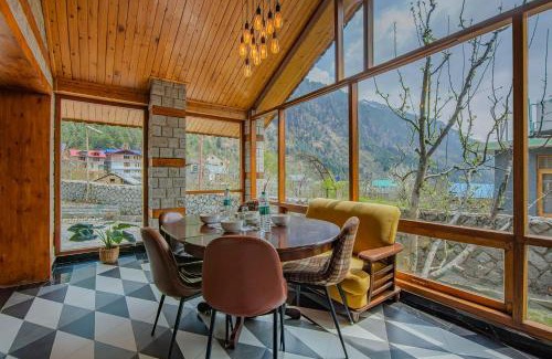 Manali Villa | Lost in the Alps by VEO - Part of StayVista