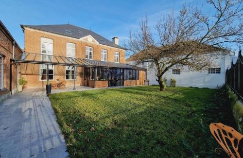 Arneke Casa | Louez une Maison de Maître pour 11 Pers. à Arneke - Jardin, WiFi et Proche Commerces - FR-1-510-219