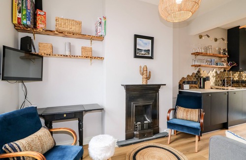 Whiteabbey Cabaña | Lough Mill House