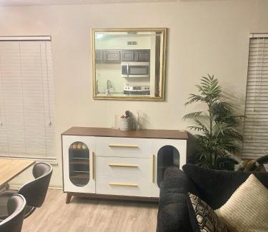 Buechel Apartamento | Louisville Derby Special! 2 Queen Bdr