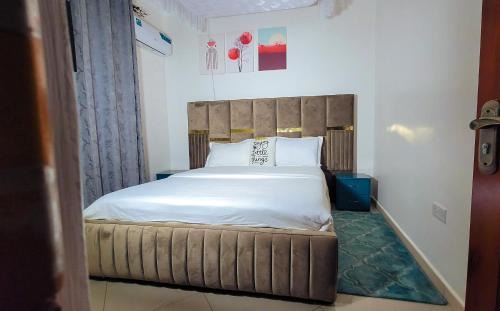 Gulu Apartamento | Lovana Apartments and Hotel