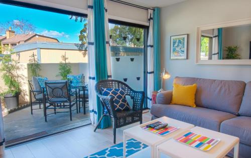 Hermosa Village Apartamento | Love Bug by Funtierland Vacation Rentals