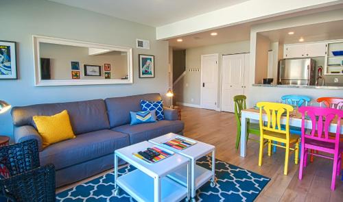 Hermosa Village Apartamento | Love Bug by Funtierland Vacation Rentals