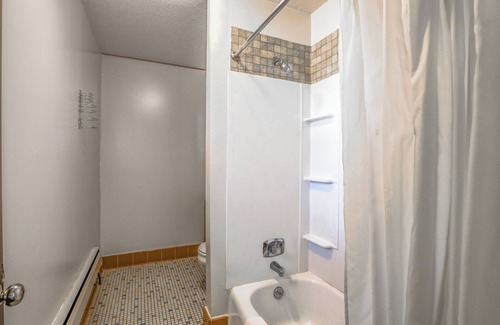 Hurley Hotel | Love Hotels Silver Street by OYO at Hurley WI