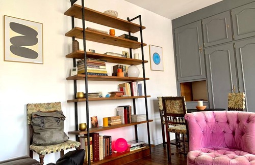 Combat Apartamento | Love Nest In Paris
