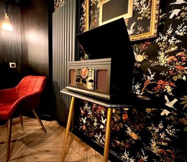 Downtown Angers Cama Y Desayuno | Love Room Secrète Les Petits Plaisirs