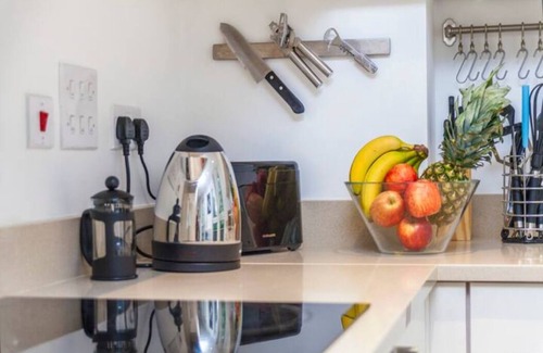Highbury West Apartamento | Lovely 1 BDR Flat w/Charming Private Terrace