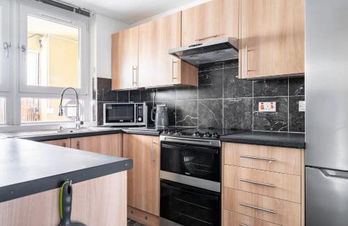 North West Apartamento | Lovely 1-bedroom property with balcony in West end
