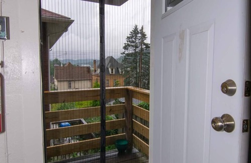 Wilmerding Apartamento | Lovely 1 bedroom rental unit that sleeps 4 adults
