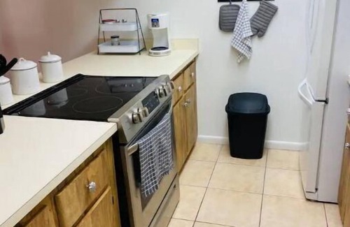 Sun 'N Lake Apartamento | Lovely 1 bedroom unit with pool