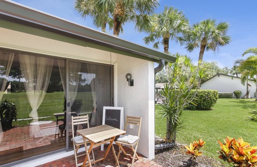 The Meadows Condominio | Lovely 1bed/1bath condo The Meadows GOLF COURSE VIEW!