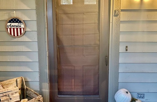 Egg Harbor Condominio | Lovely 2 bdrm 2 ba condo with awesome view of Egg Harbor short walk to downtown