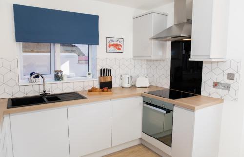 Great Yarmouth Casa | Lovely 2-bedroom Seaside Retreat with Free Parking