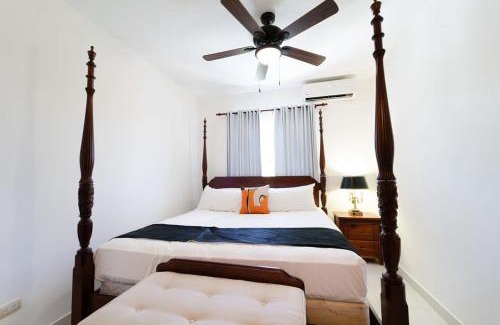 Costambar Apartamento | Lovely 3-Bed 2-Bath Retreat