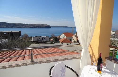 Rtina Apartamento | Lovely 3 bedroom apartment Lemi near beach