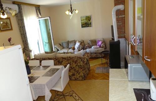 Rtina Apartamento | Lovely 3 bedroom apartment Lemi near beach
