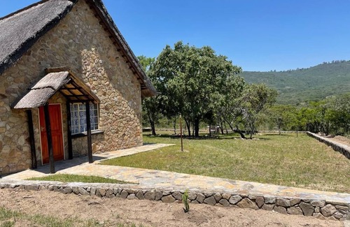 Nyanga Apartamento | Lovely 4 bed house in Juliasdale - 2273