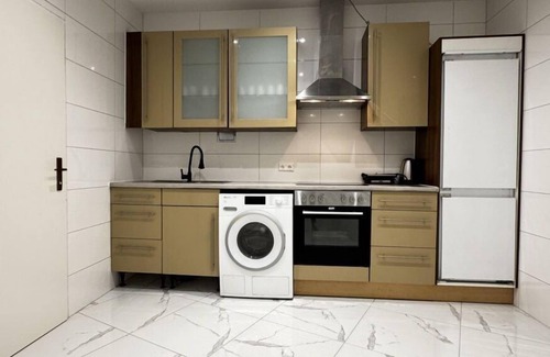 Liesing Apartamento | Lovely 4BR Apt; Near Kaufpark Alterlaa
