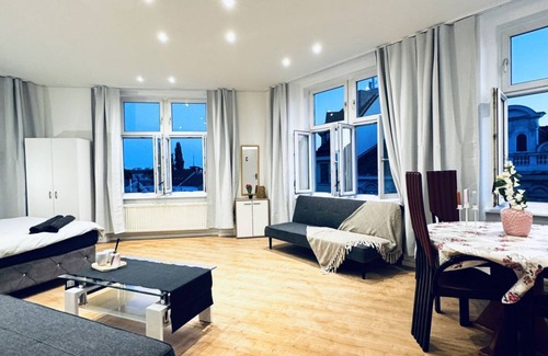 Liesing Apartamento | Lovely 4BR Apt; Near Kaufpark Alterlaa