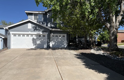 Highlands Ranch Casa | Lovely 5-Bed, 3.5-Bath Getaway: Sleeps 11, Near Hiking, Biking, Park, S. Denver