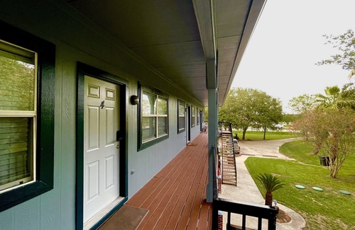Pearland Apartamento | Lovely and Cozy 1bedroom apartment -WIFI - RokuTV