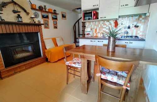 Peglio Apartamento | Acogedor apartamento para 6 personas con WIFI, TV, patio y mascotas permitida