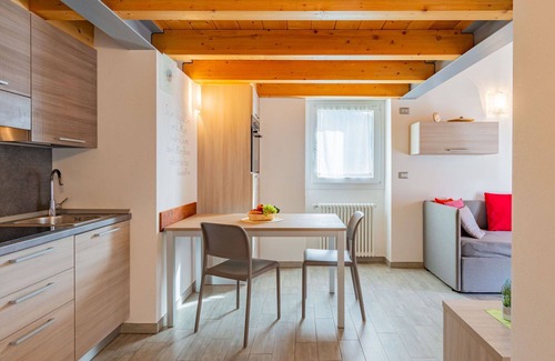 Novate Mezzola Apartamento | Acogedor apartamento para 5 personas con WIFI, TV y balcón