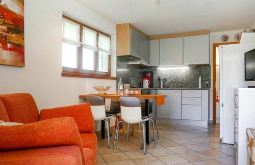Blenio Apartamento | Precioso apartamento para 2 personas con TV y vista panorámica