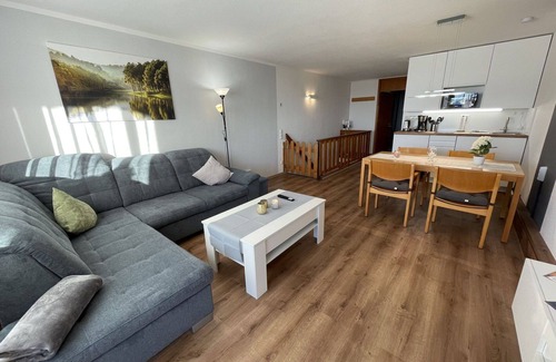 Sankt Englmar Apartamento | Bonito apartamento para 4 personas con WIFI, piscina, TV y balcón