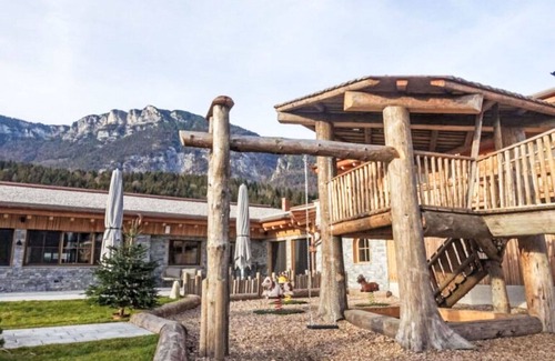 Niederbreitenbach Apartamento | Acogedor apartamento para 4 personas con WIFI, TV y terraza