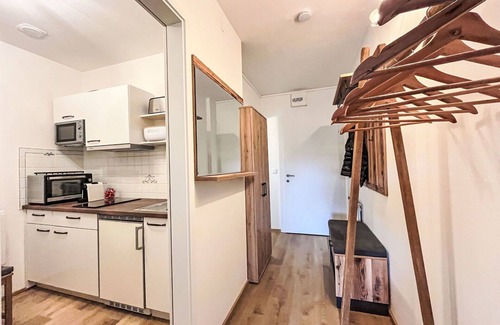 Sankt Urban Apartamento | Acogedor apartamento para 3 personas con WIFI, piscina, TV y balcón