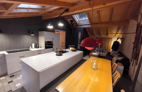 Kandergrund Apartamento | Bonito apartamento para 7 personas con WIFI, TV, balcón y mascotas permitida