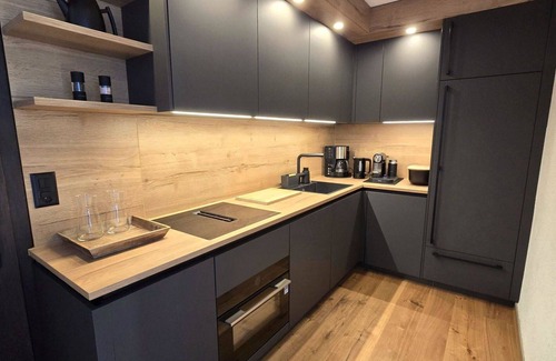 Lenzerheide Apartamento | Precioso apartamento para 5 personas con WIFI, TV y balcón