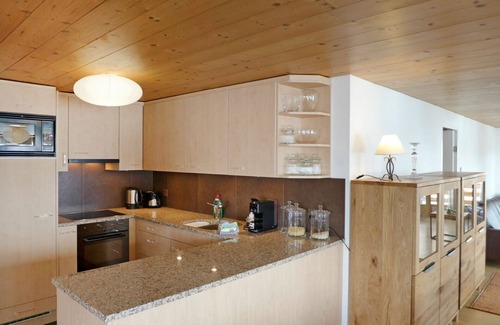 Murren Apartamento | Bonito apartamento para 10 personas con WIFI, TV y balcón