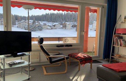 Parpan Apartamento | Bonito apartamento para 4 personas con WIFI y balcón