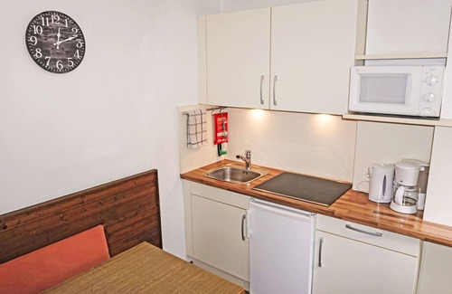 Imst Apartamento | Hermoso apartamento para 4 personas con WIFI, TV y balcón