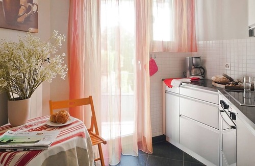 Ascona Apartamento | Lovely apartment for 4 guests with WIFI, TV, balcony, pets allowed and parking