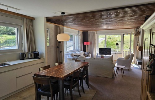 Parpan Apartamento | Bonito apartamento para 6 personas con WIFI, TV y balcón