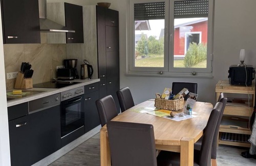 Wustrow Apartamento | Lovely apartment for 6 people with WIFI, TV, terrace, pets allowed and parking