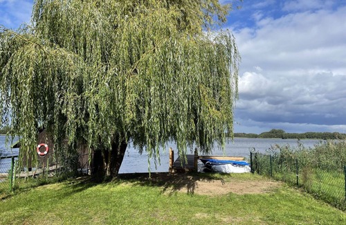 Wustrow Apartamento | Lovely apartment for 6 people with WIFI, TV, terrace, pets allowed and parking
