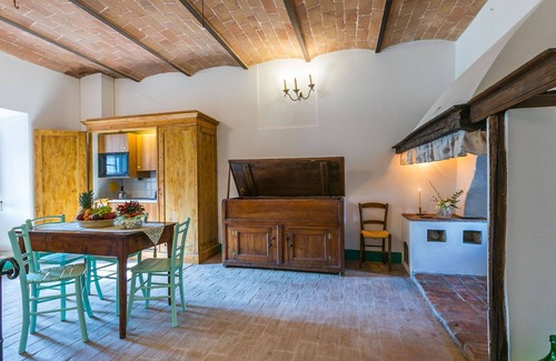 Stigliano Apartamento | Hermoso apartamento para 3 personas con WIFI, TV, patio, mascotas permitida y vista panorámica