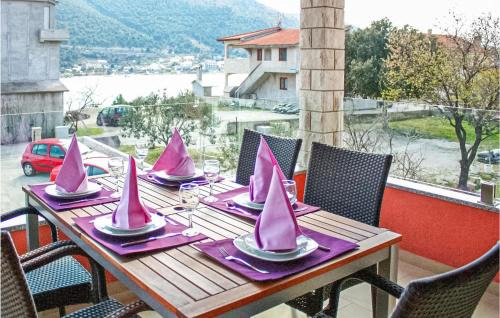 Grebastica Apartamento | Lovely Apartment In Grebastica