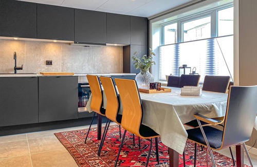 Sandoy Apartamento | Precioso apartamento en Myklebost con.