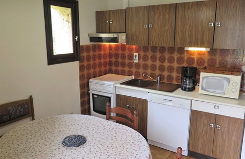 Jayac Casa | Acogedor apartamento en villa para 6 personas con WIFI, TV, balcón y mascotas permitida