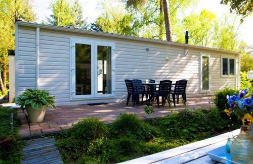 Schaarsbergen Casa | Acogedor apartamento en villa para 6 personas con piscina, WIFI, TV y terraza